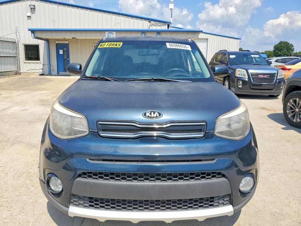 2017 KIA SOUL + 5