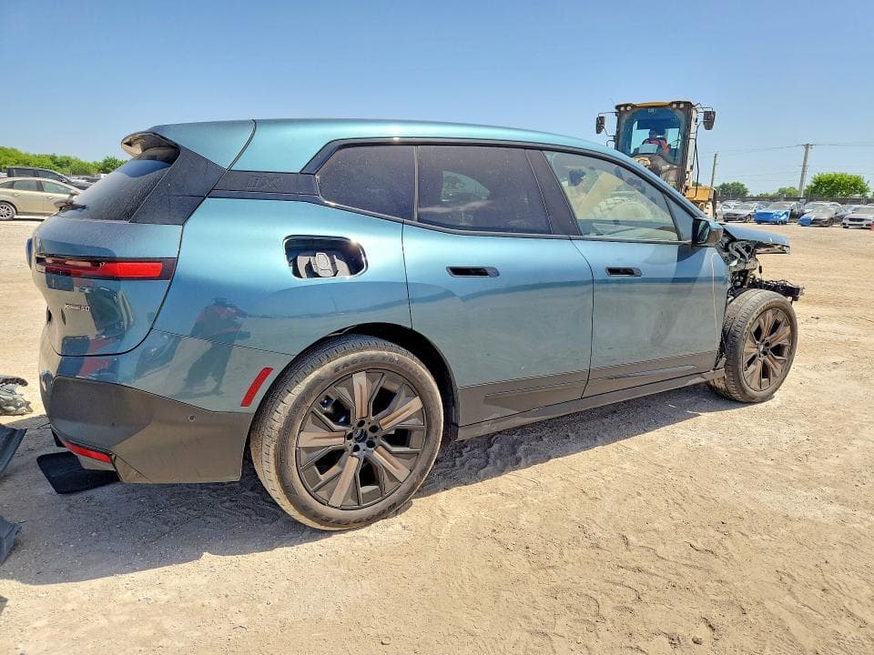 2025 BMW IX XDRIVE50 3