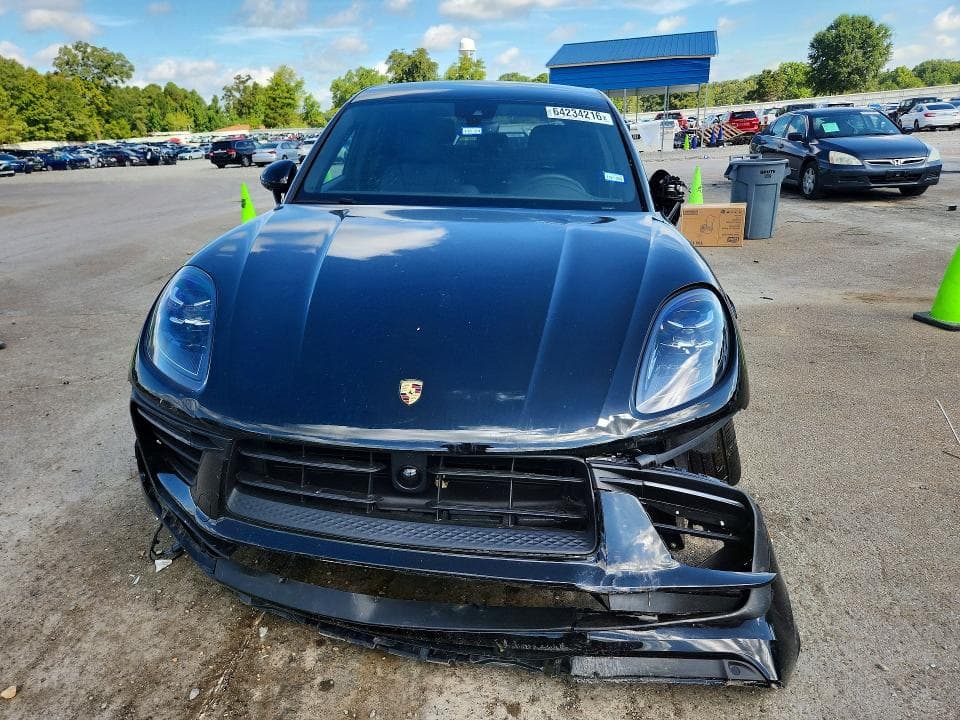 2023 PORSCHE MACAN BASE 5