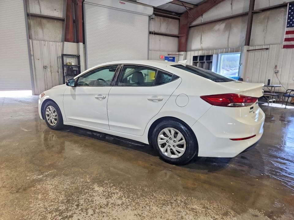 2017 HYUNDAI ELANTRA SE 2