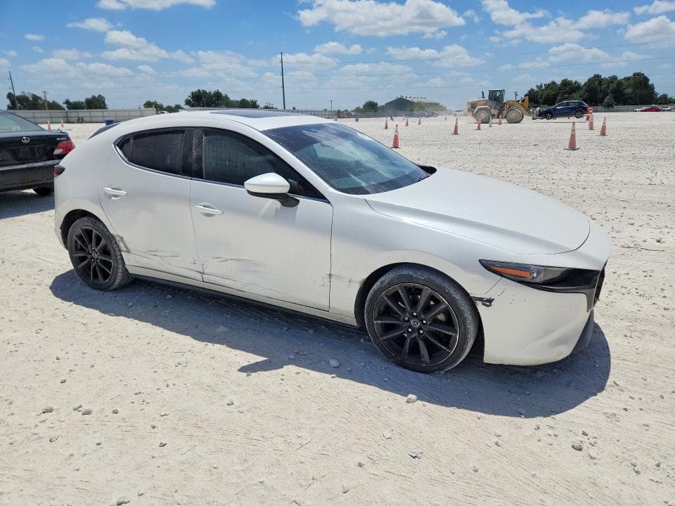 2020 MAZDA 3 PREMIUM 4