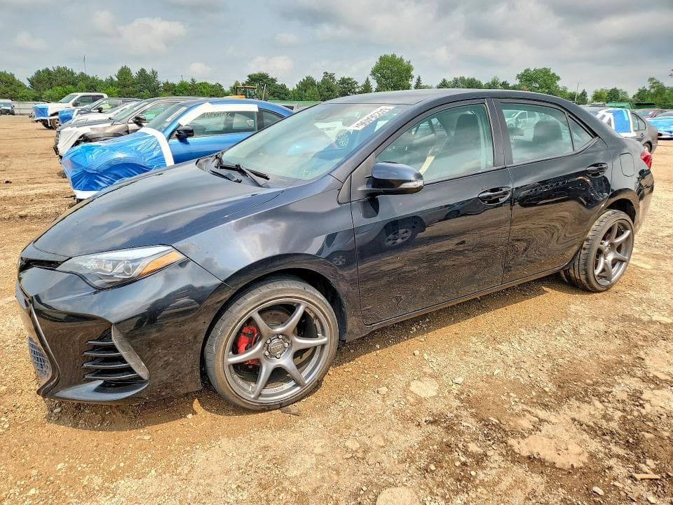 2017 TOYOTA COROLLA SE - 1