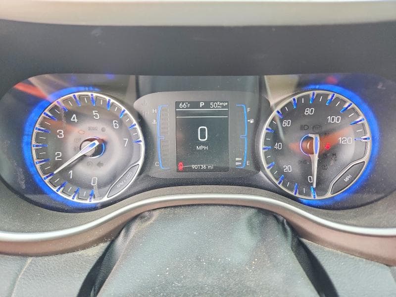 2022 CHRYSLER VOYAGER LX 9