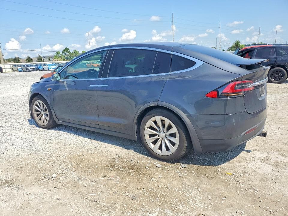 2017 TESLA MODEL X 2
