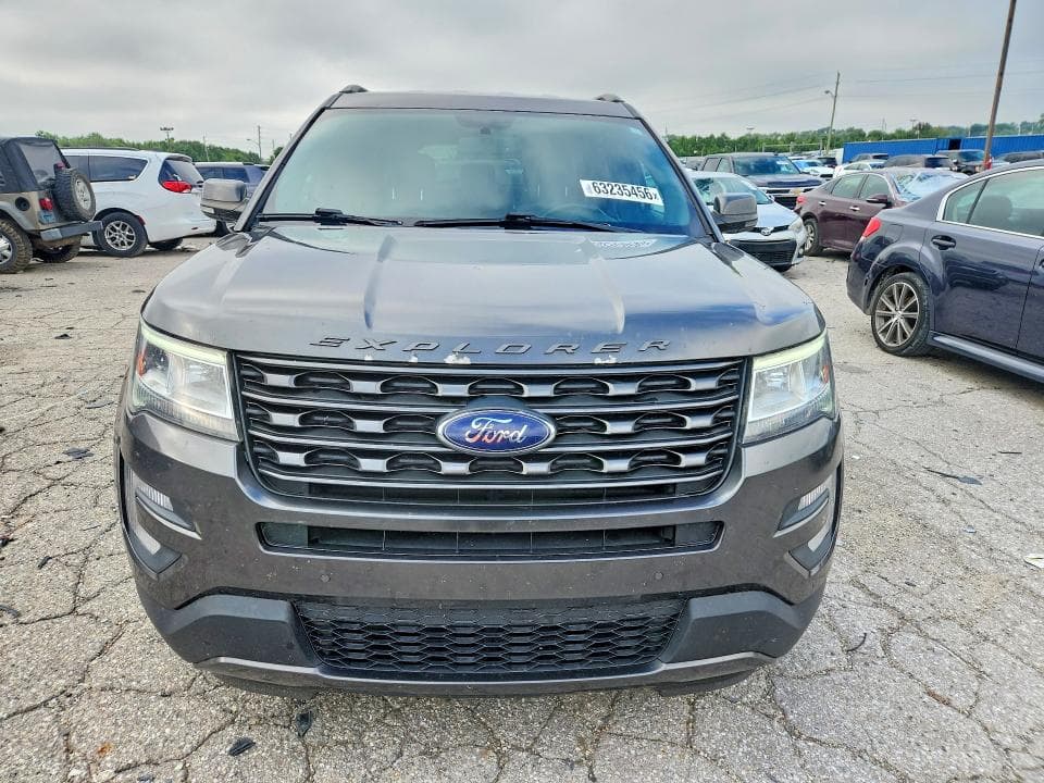 2017 FORD EXPLORER XLT 5