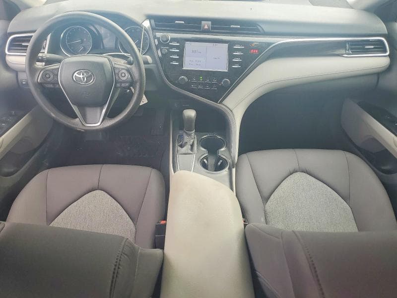 2018 TOYOTA CAMRY LE 8