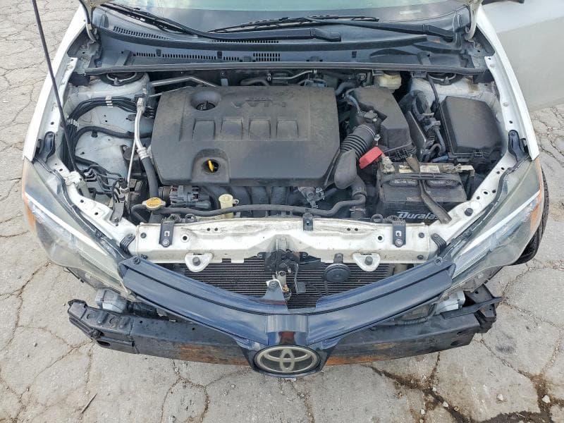 2017 TOYOTA COROLLA LE 11