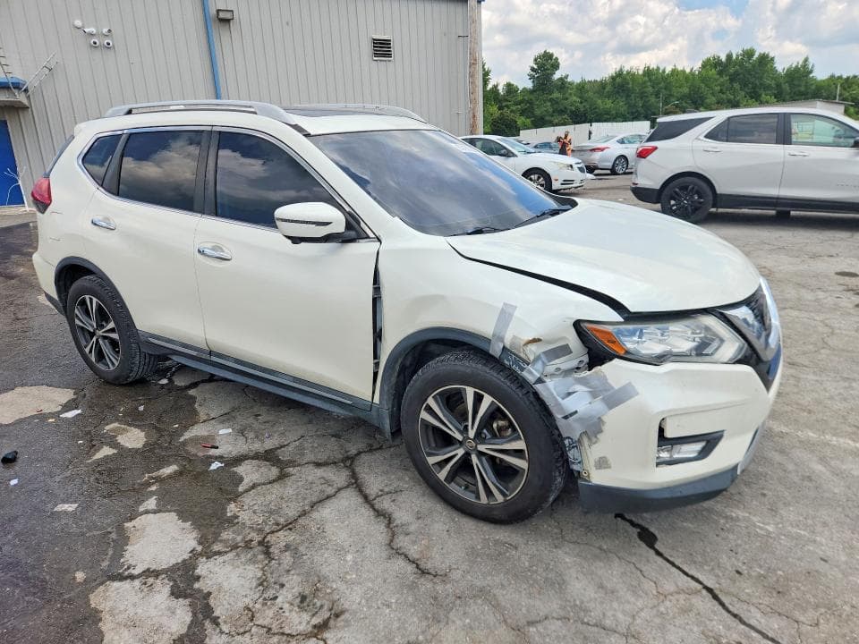 2018 NISSAN ROGUE SL 4