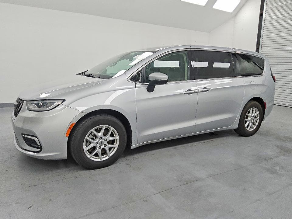 2023 CHRYSLER PACIFICA TOURING L - 1