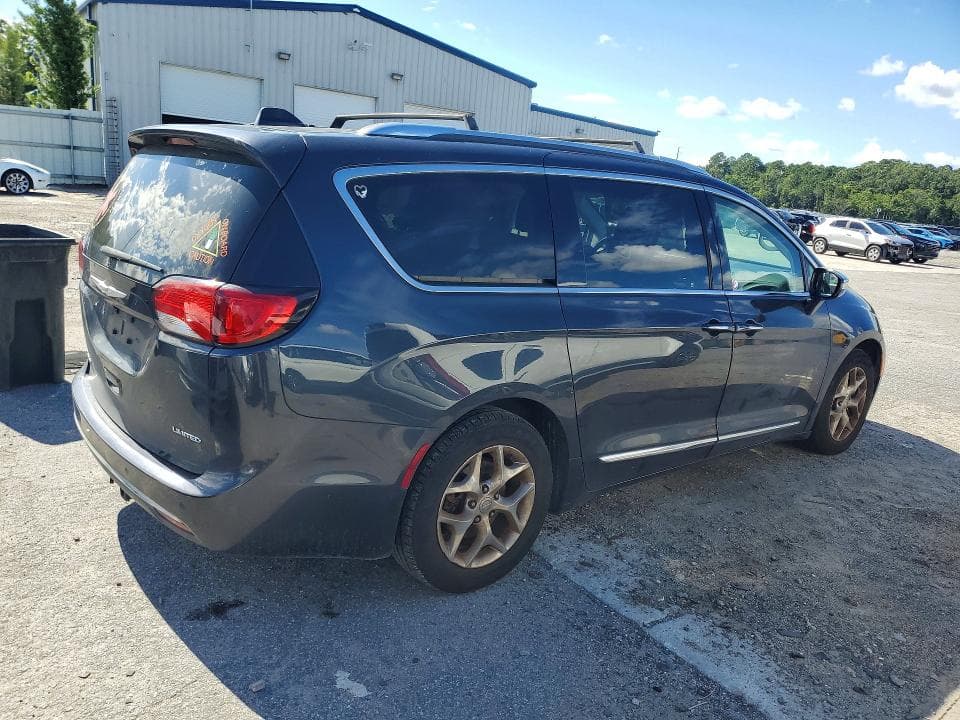 2019 CHRYSLER PACIFICA LIMITED 3