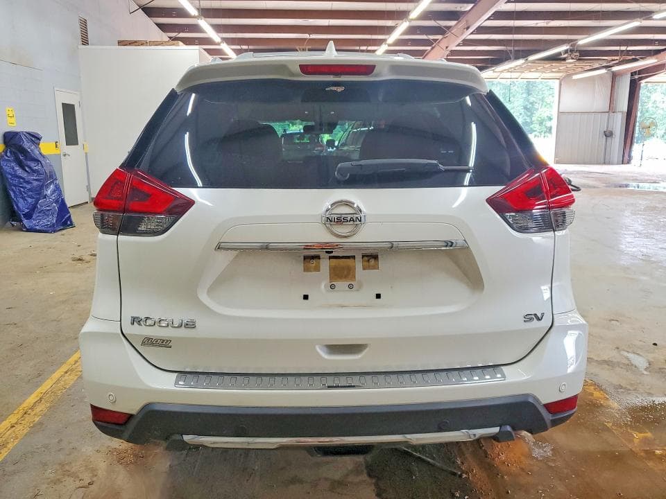 2020 NISSAN ROGUE SV 6