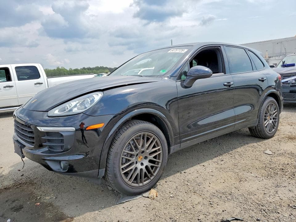 2017 PORSCHE CAYENNE