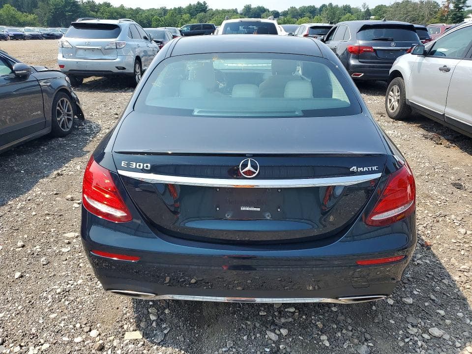 2017 MERCEDES-BENZ E 300 4MATIC 6