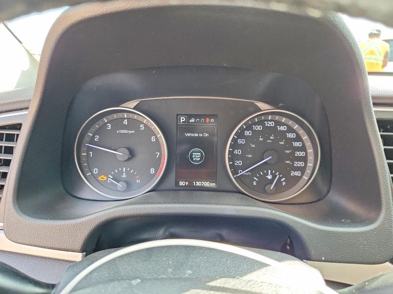 2017 HYUNDAI ELANTRA SE 9