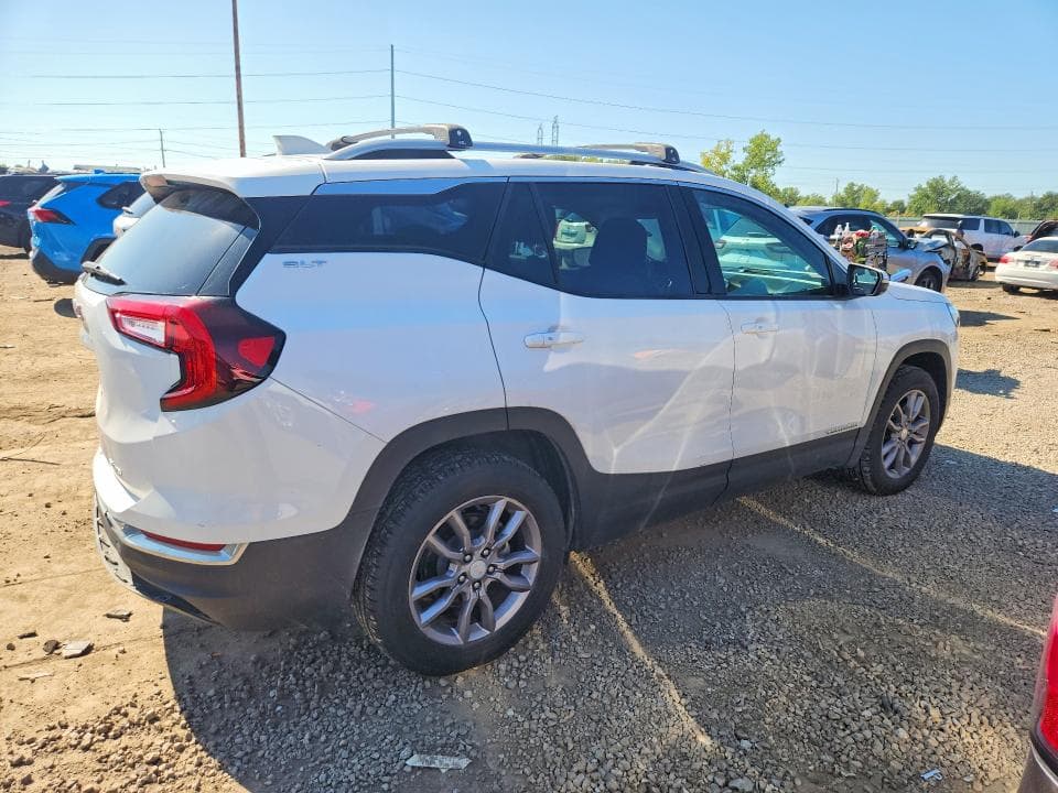 2024 GMC TERRAIN SLT 3
