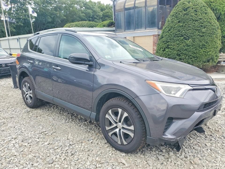 2017 TOYOTA RAV4 LE 4