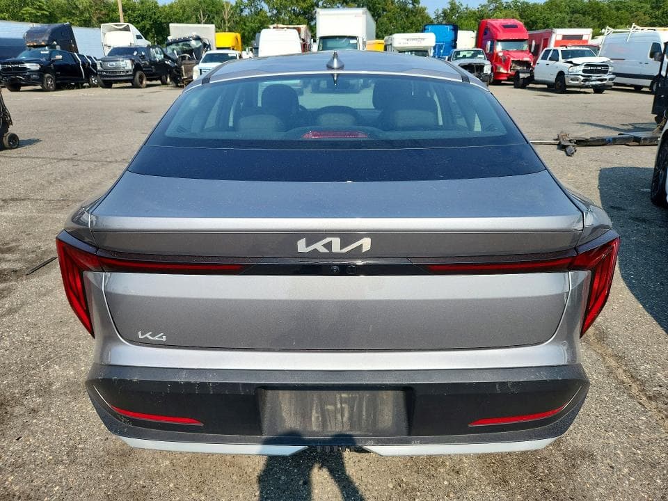 2026 KIA K4 LXS 6
