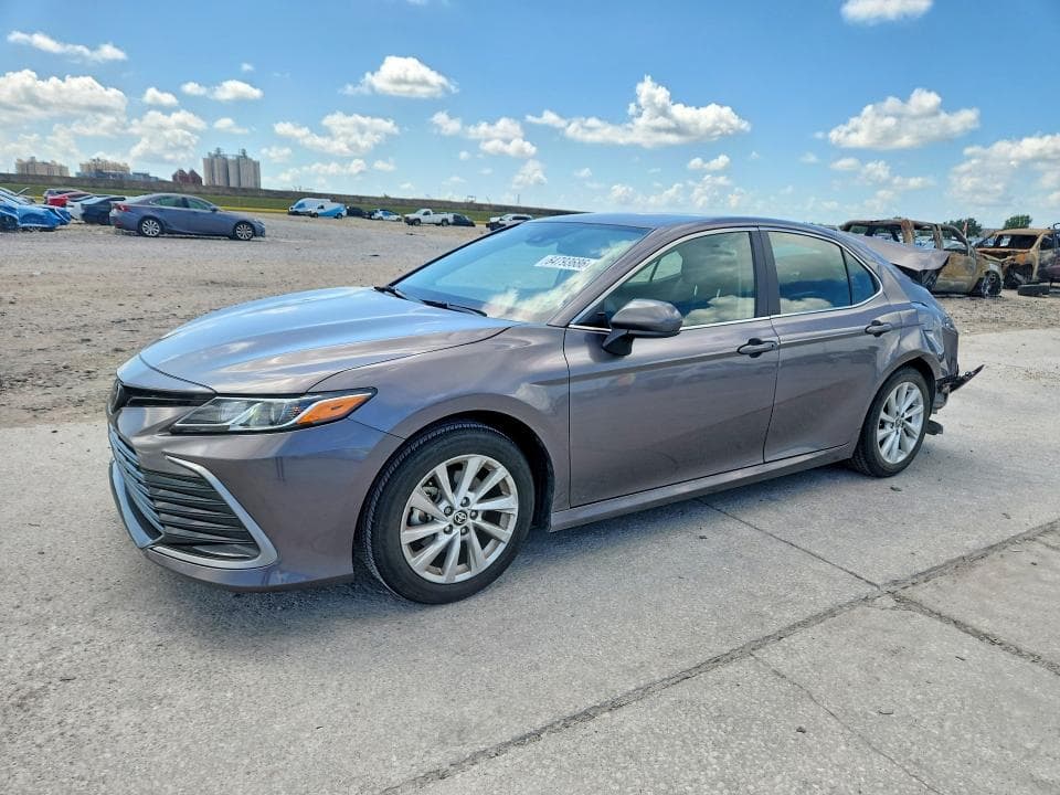 2024 TOYOTA CAMRY LE - 1