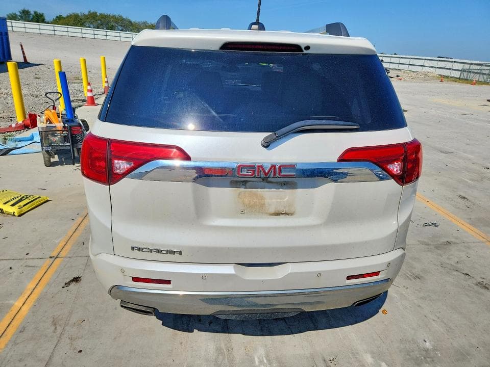 2019 GMC ACADIA DENALI 6