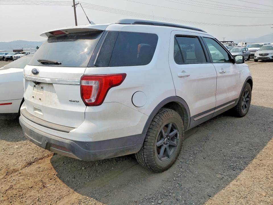 2019 FORD EXPLORER XLT 3