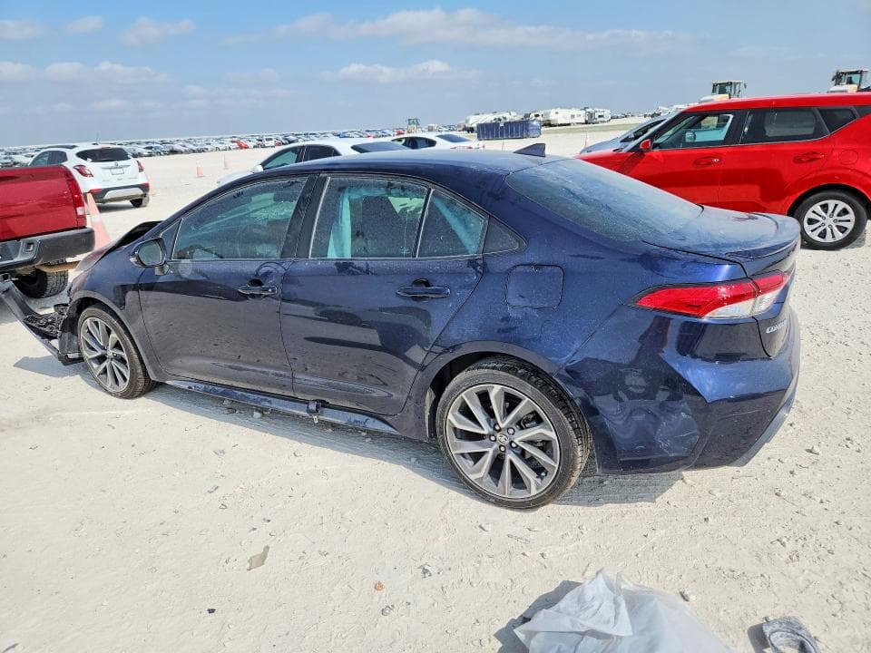2022 TOYOTA COROLLA SE 2