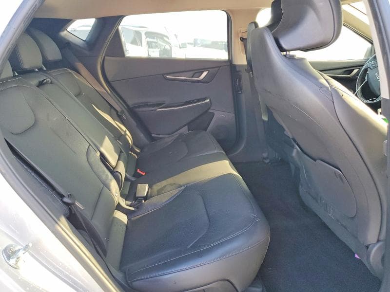 2022 KIA EV6 WIND 10