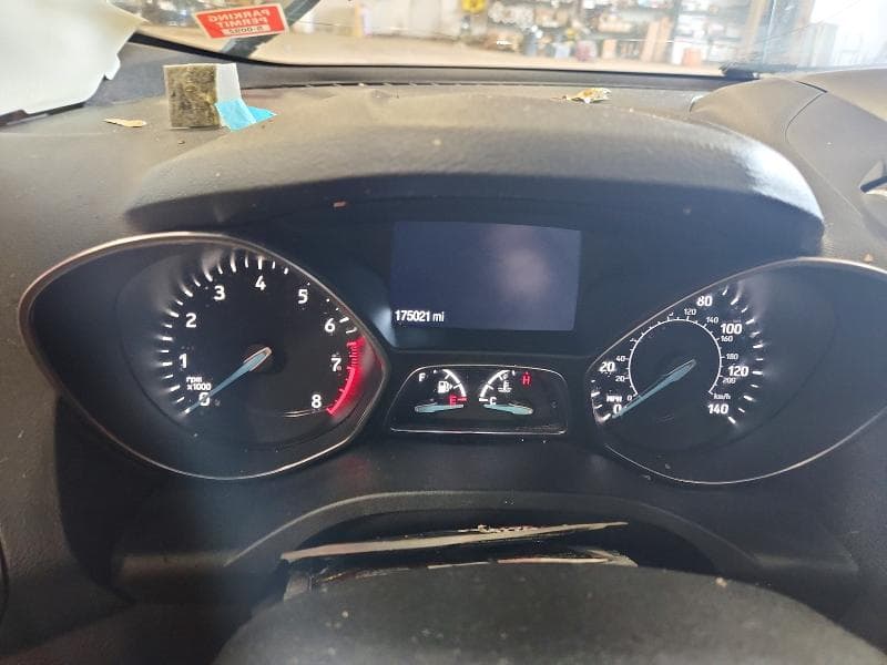 2017 FORD ESCAPE SE 9