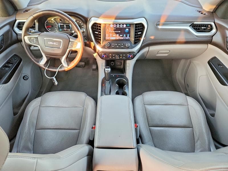 2017 GMC ACADIA SLT-1 8