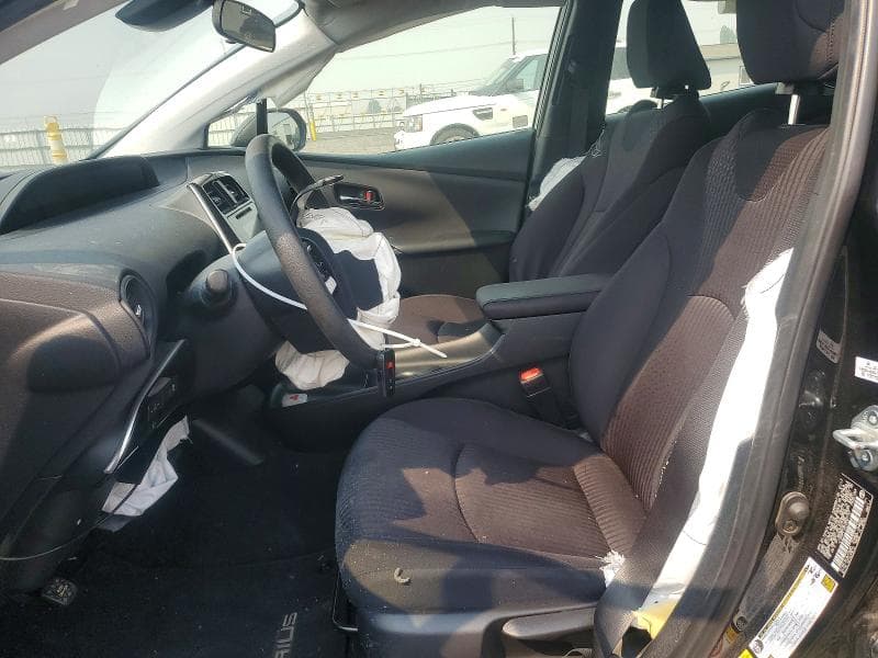 2017 TOYOTA PRIUS TWO 7