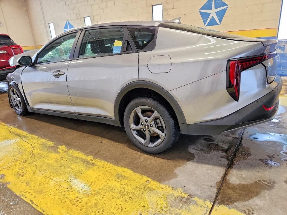 2025 KIA K4 LXS 2