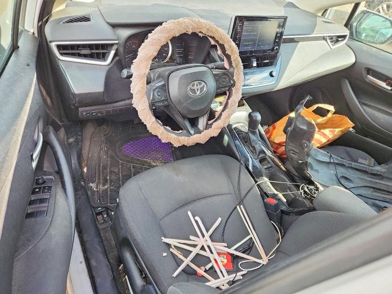 2021 TOYOTA COROLLA LE 8