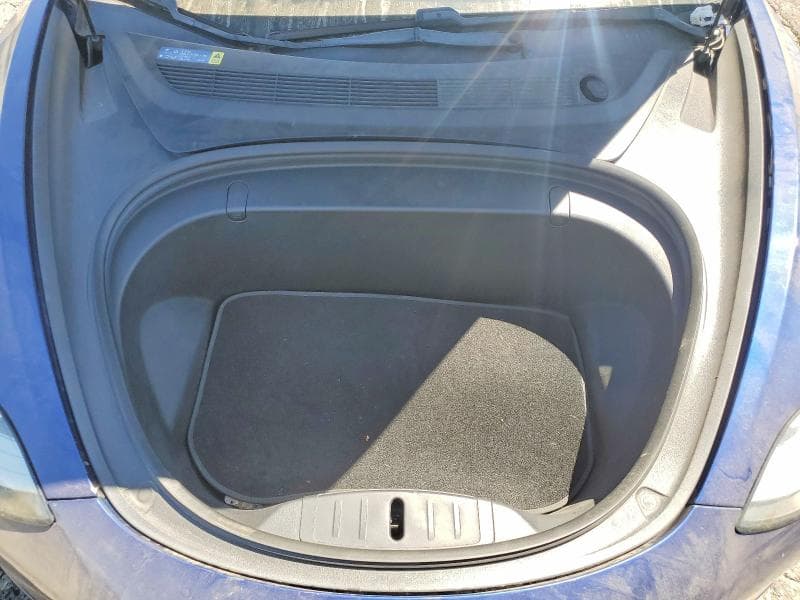 2018 TESLA MODEL 3 11