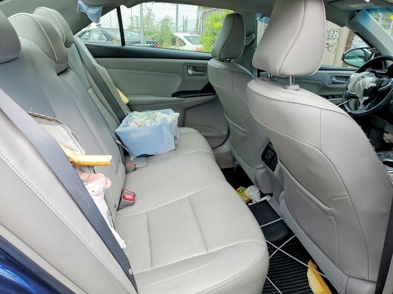 2017 TOYOTA CAMRY XLE 10