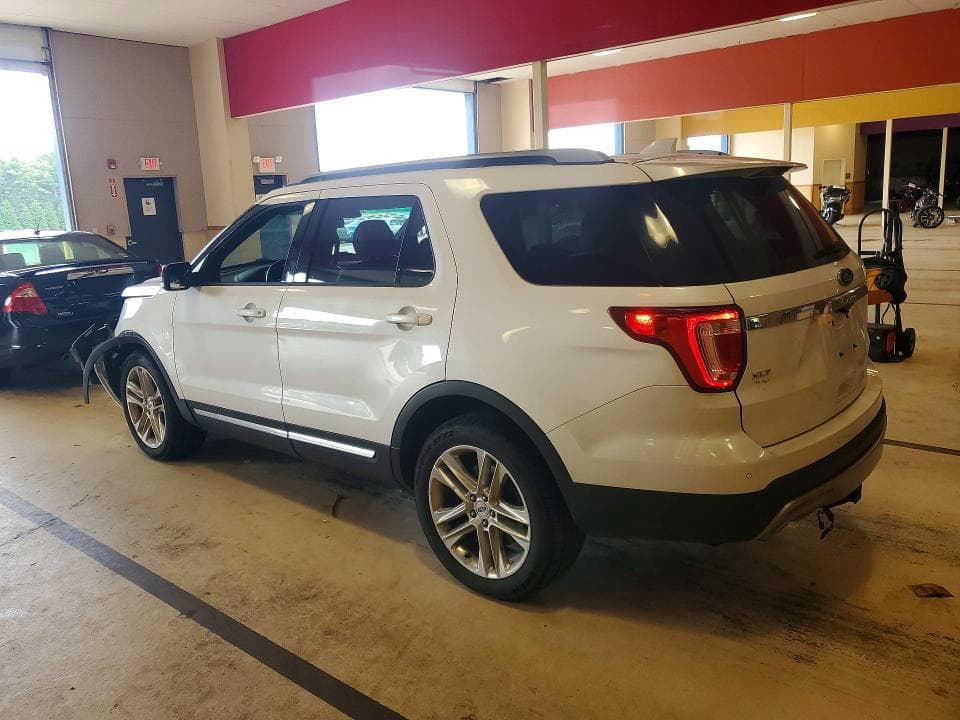 2017 FORD EXPLORER XLT 2