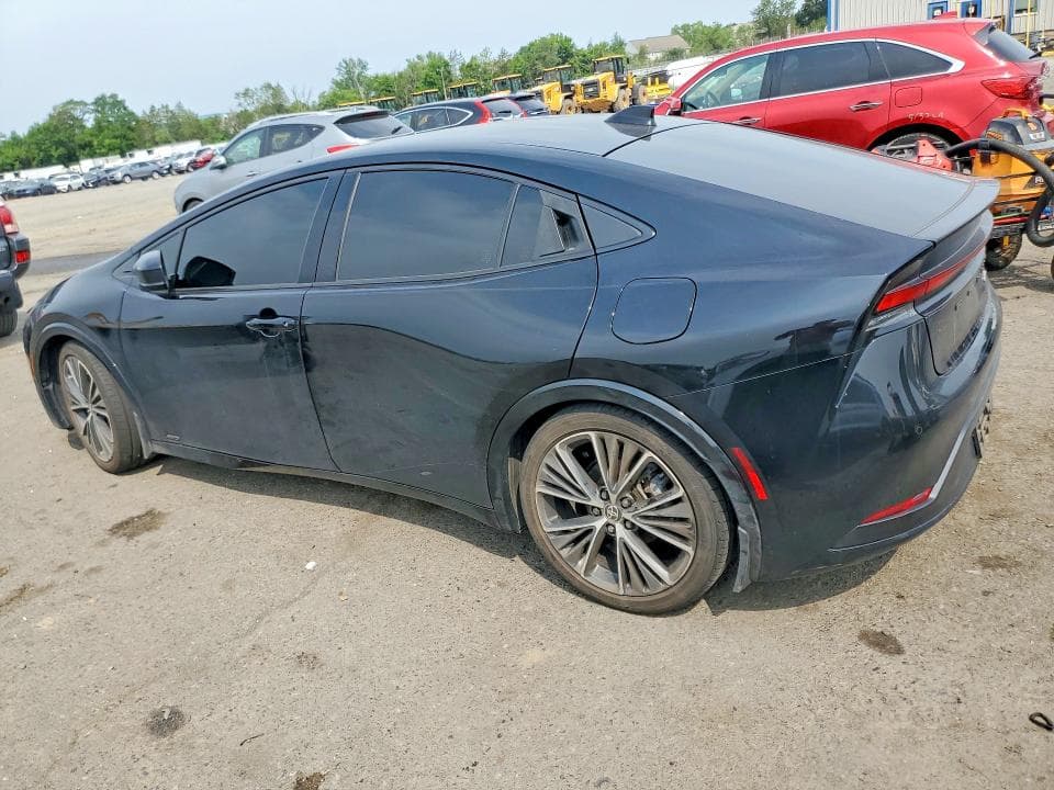 2023 TOYOTA PRIUS XLE 2