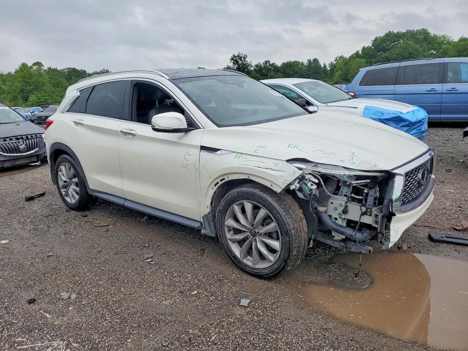 2021 INFINITI QX50 LUXE 4