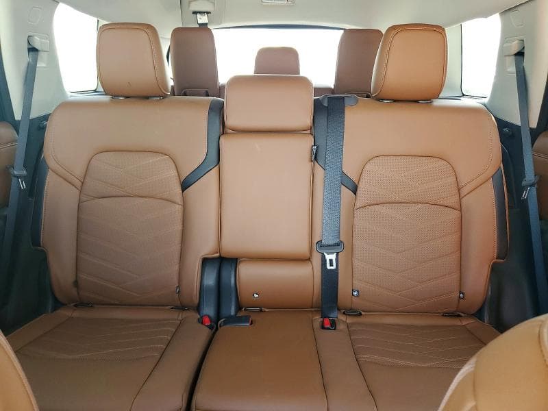 2025 NISSAN PATHFINDER PLATINUM 10