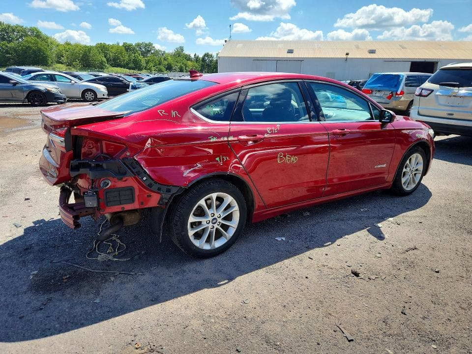 2019 FORD FUSION SE 3