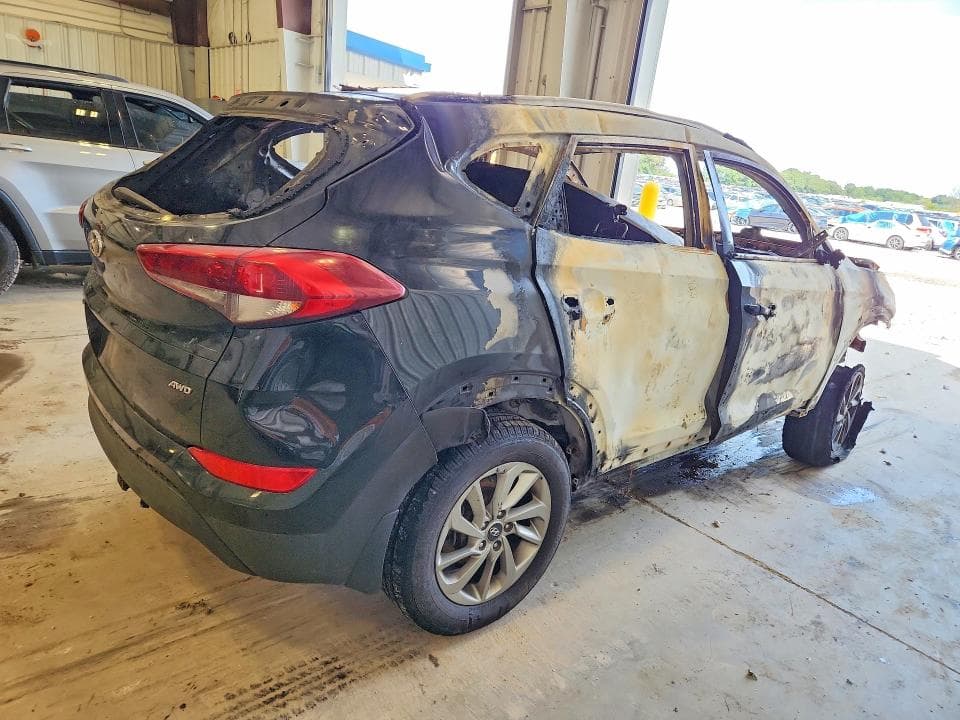 2017 HYUNDAI TUCSON SE 3