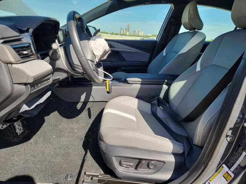 2025 TOYOTA CAMRY SE 7