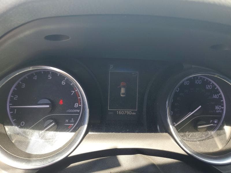 2019 TOYOTA CAMRY SE 9