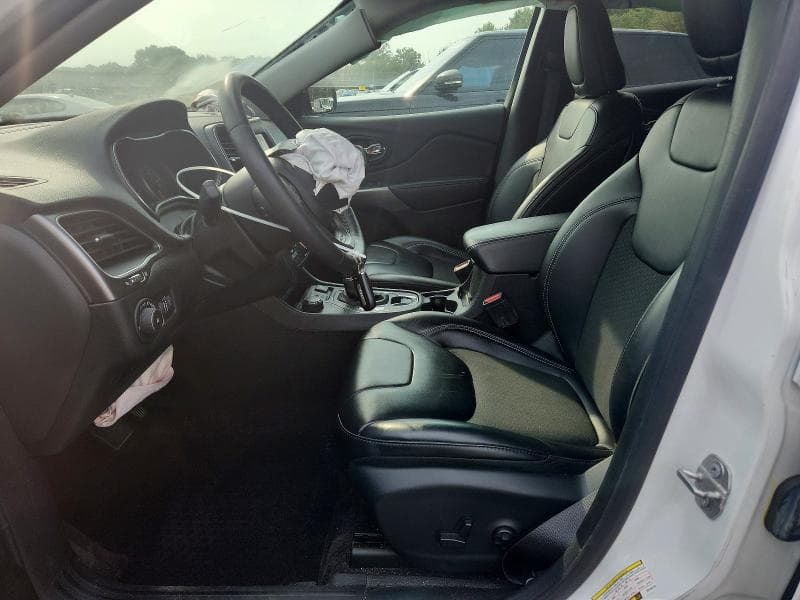 2019 JEEP CHEROKEE LATITUDE PLUS 7
