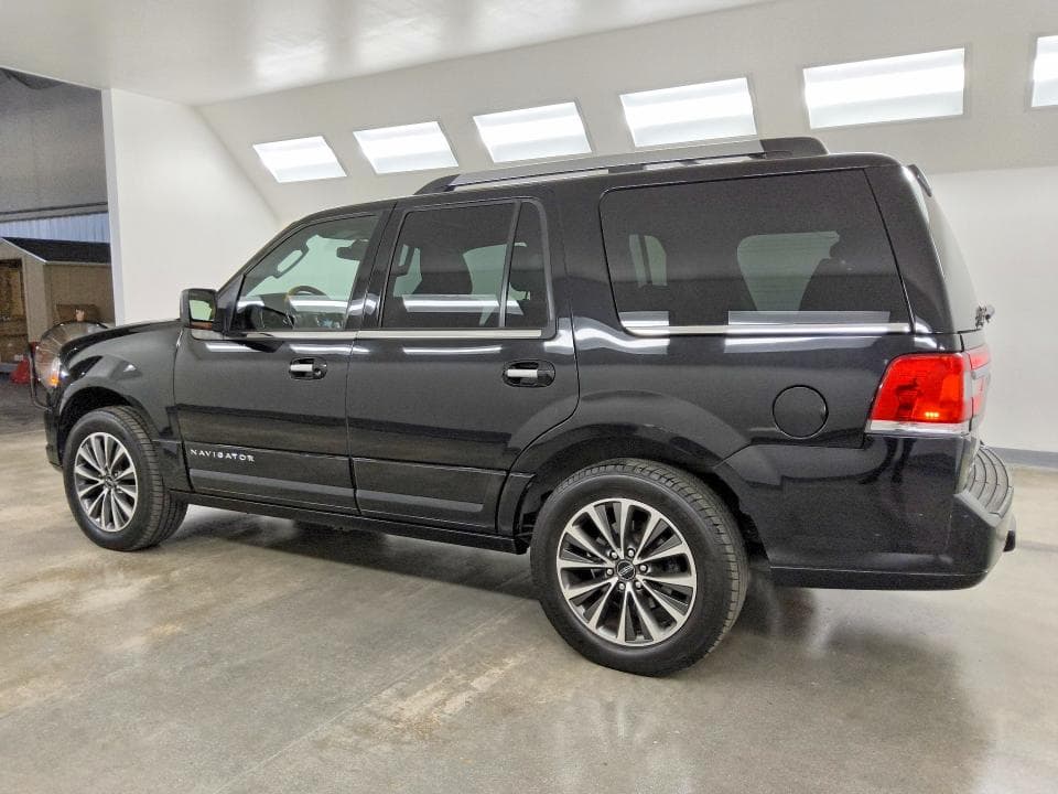 2017 LINCOLN NAVIGATOR SELECT 2