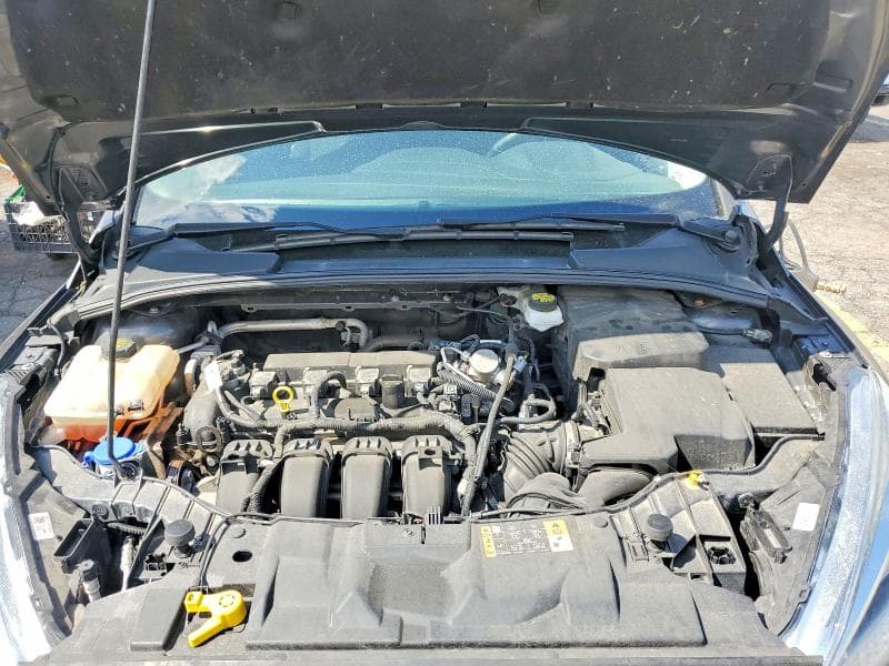 2018 FORD FOCUS SE 12