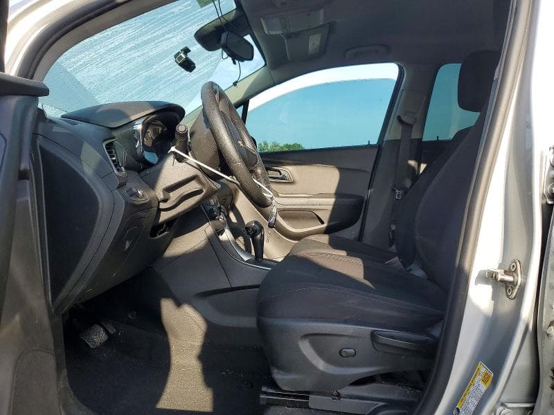 2017 CHEVROLET TRAX LS 7