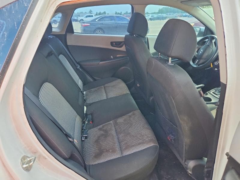 2020 HYUNDAI KONA SE 10