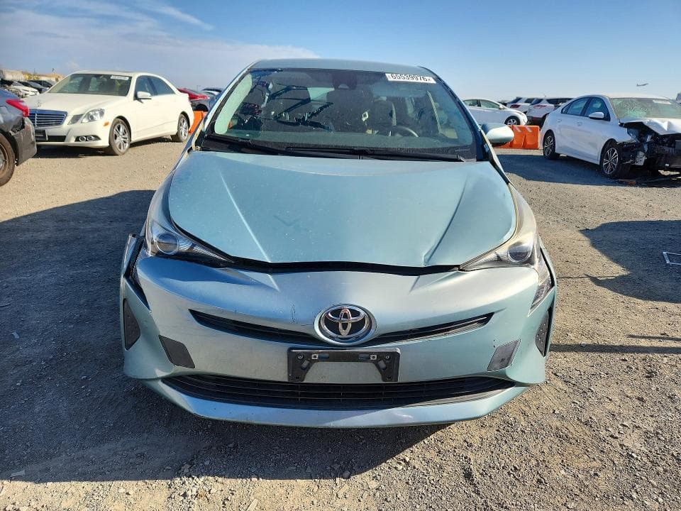 2017 TOYOTA PRIUS TWO 5