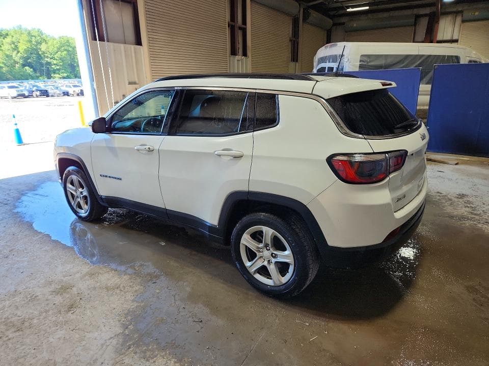 2023 JEEP COMPASS LATITUDE 2