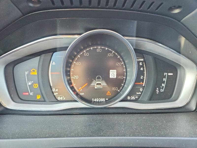 2018 VOLVO S60 T5 9