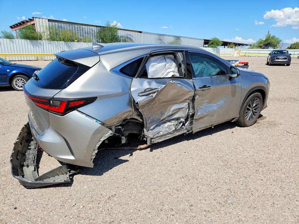 2022 LEXUS NX 350H 3